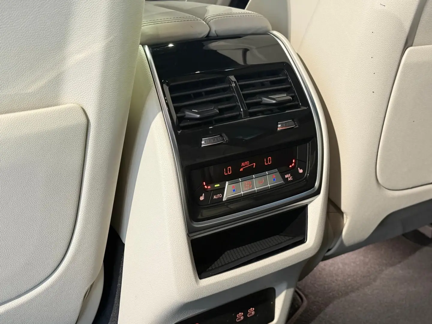 X7 xDrive 40 d M Sport *StHzg*H&K*Massage*22