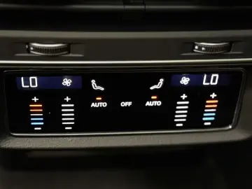RSQ8 4.0 TFSI QU. Optik schwarz/B&O/23/Pano