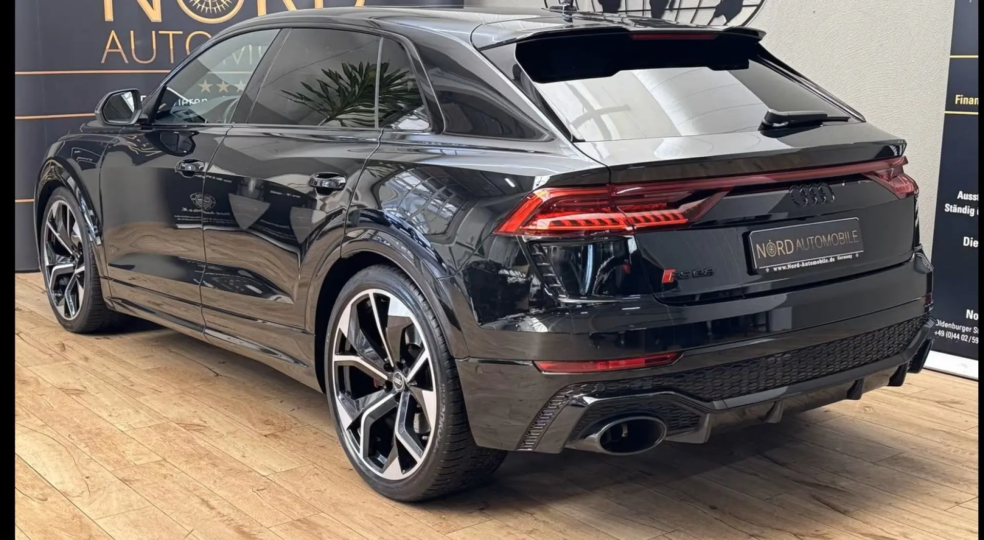RSQ8 4.0 TFSI QU. Optik schwarz/B&O/23/Pano