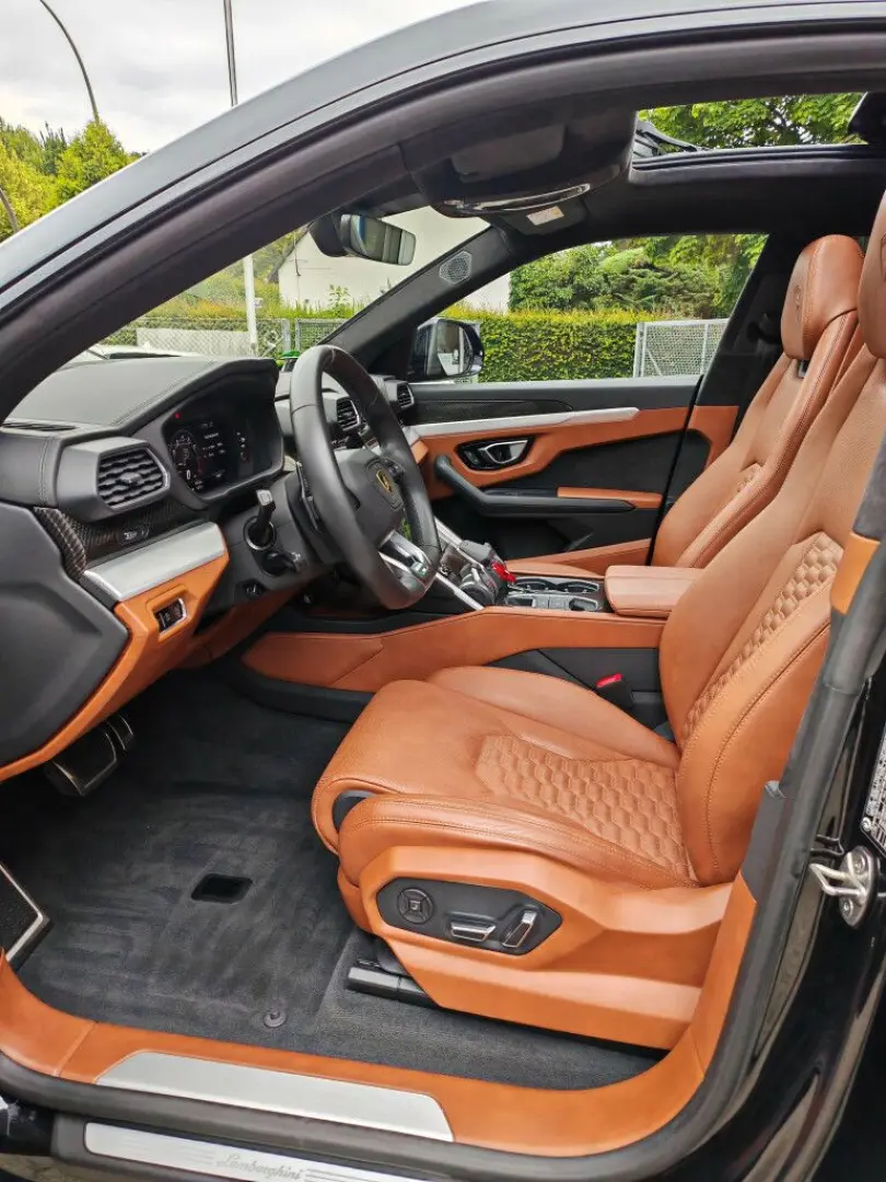 Urus 330Km/H840PS.Pan.Sitzbel/Mass.B&OLenkr.Hzg.
