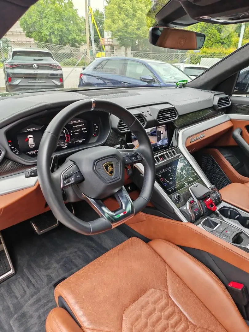 Urus 330Km/H840PS.Pan.Sitzbel/Mass.B&OLenkr.Hzg.