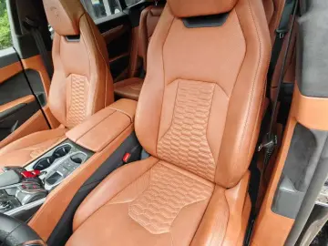 Urus 330Km/H840PS.Pan.Sitzbel/Mass.B&OLenkr.Hzg.
