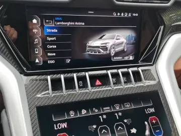 Urus 330Km/H840PS.Pan.Sitzbel/Mass.B&OLenkr.Hzg.
