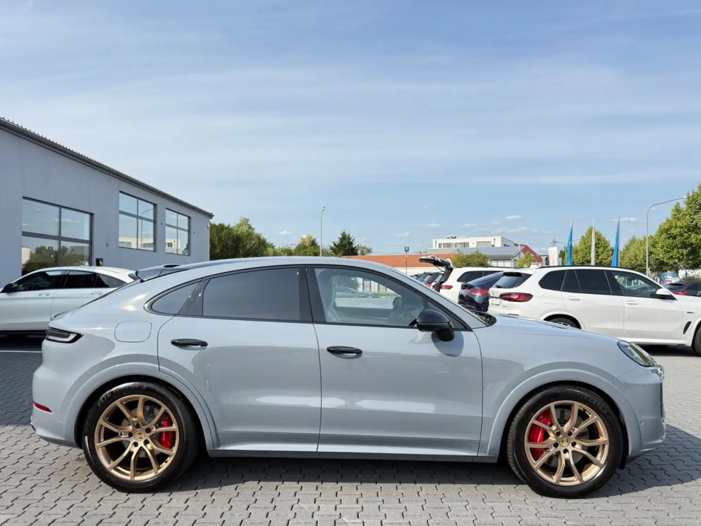 Cayenne*CoupeS*Individual*3xTV*360°ACC*BURMESTER