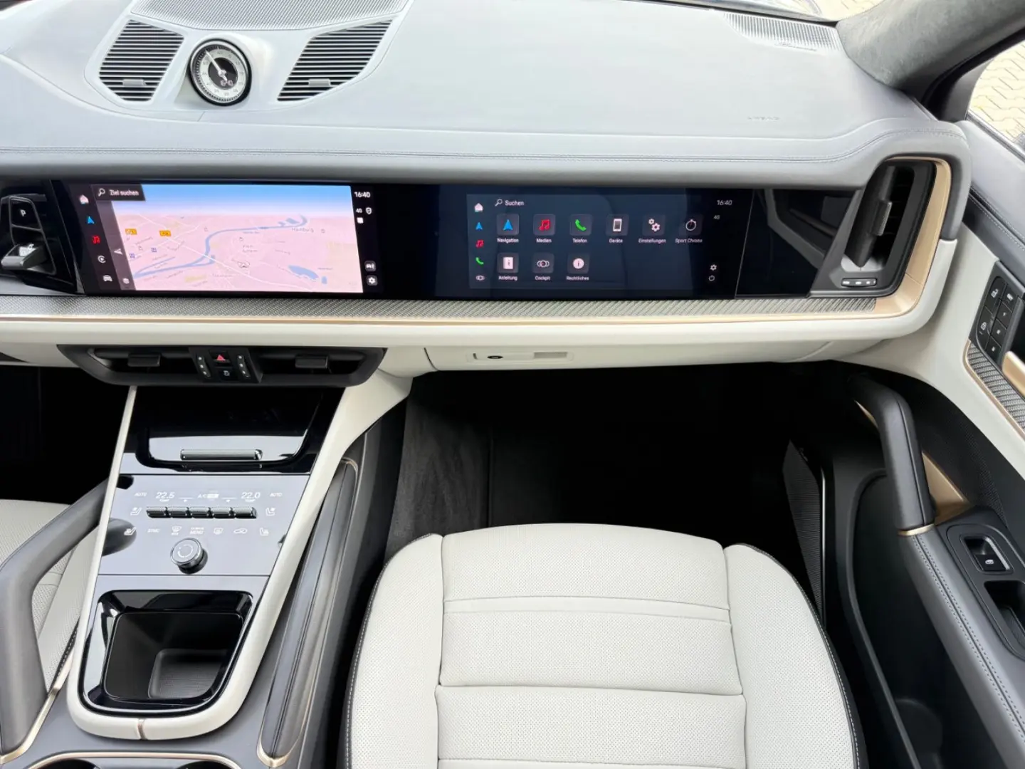Cayenne*CoupeS*Individual*3xTV*360°ACC*BURMESTER