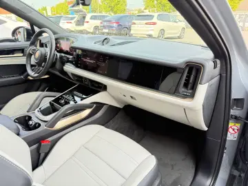 Cayenne*CoupeS*Individual*3xTV*360°ACC*BURMESTER