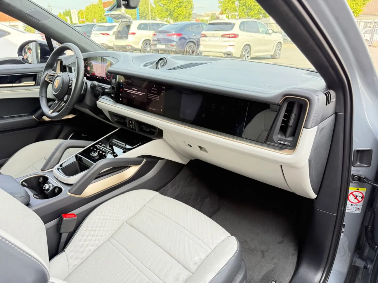 Cayenne*CoupeS*Individual*3xTV*360°ACC*BURMESTER