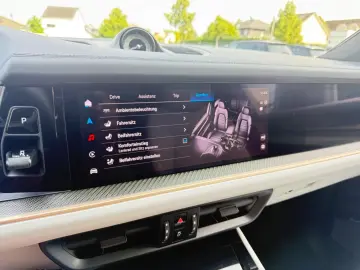 Cayenne*CoupeS*Individual*3xTV*360°ACC*BURMESTER