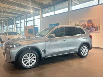 X5 xDrive30d Sport Aut. Komfortsitze Panorama