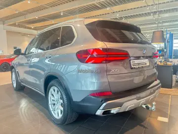 X5 xDrive30d Sport Aut. Komfortsitze Panorama