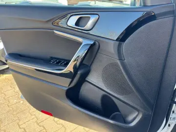 XCeed 1.6 GDI Plug-in Hybrid Vision Komfort-Pake