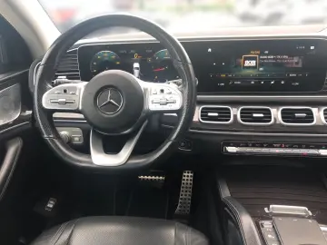 GLE 400 d 4M Coupé AMG+Pano+Burm+Distr+AHK+AIR