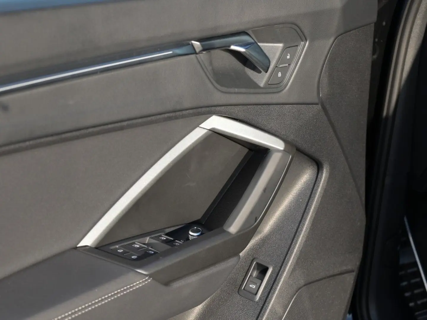 Q3 S line 35 TFSI S tronic *SONOS*NAV*
