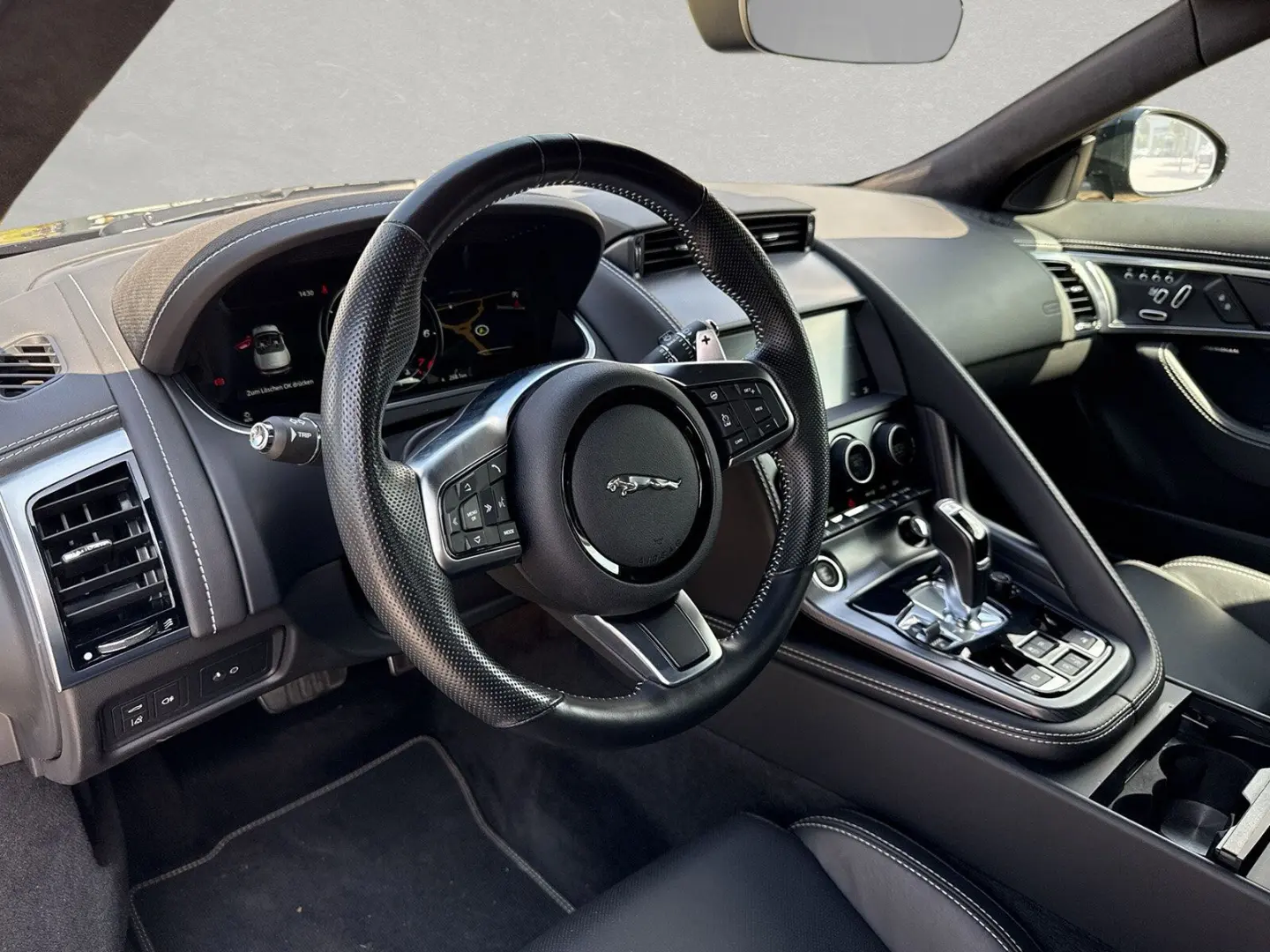 F-Type Cabrio P450 R-Dyn.*BLACK* 20