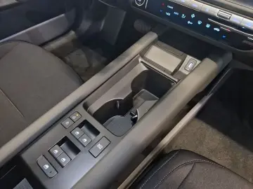 IONIQ6 4WD 77,4 kWh Batt.(325PS) TECHNIK-Paket