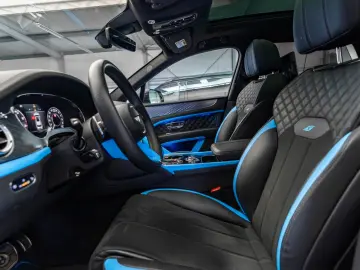 Bentayga 4.0 V8 S / Naim / All Terrain Spec.