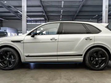 Bentayga 4.0 V8 S / Naim / All Terrain Spec.