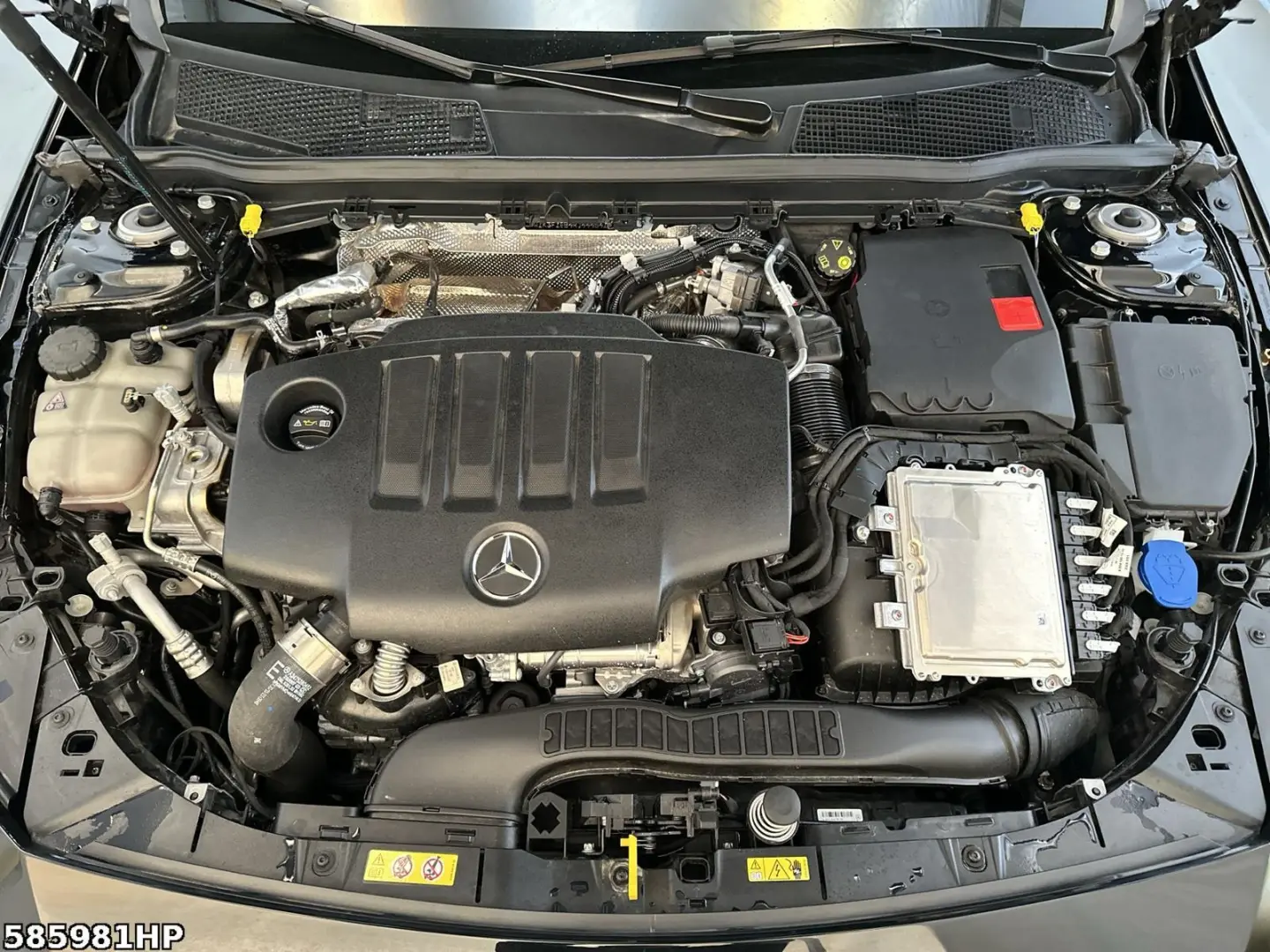 A 220 d AMG Kompaktlimousine *Nigh-P. Ambiente