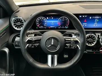 A 220 d AMG Kompaktlimousine *Nigh-P. Ambiente