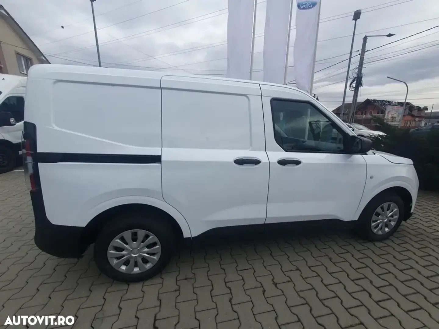 Ford Noul Transit Courier VAN