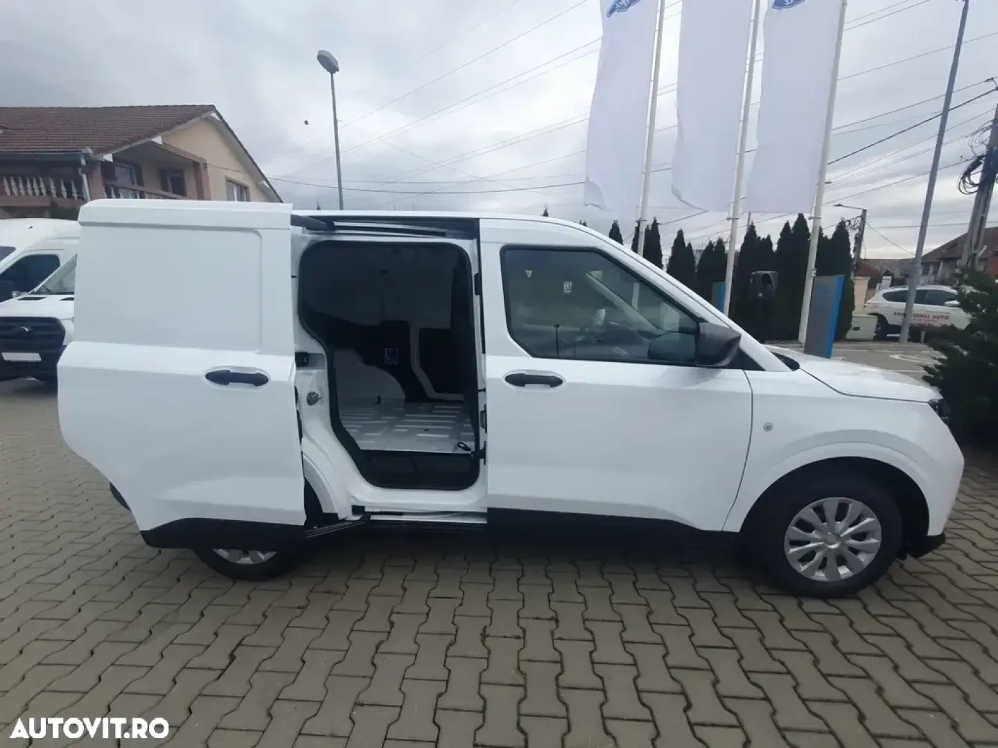 Ford Noul Transit Courier VAN