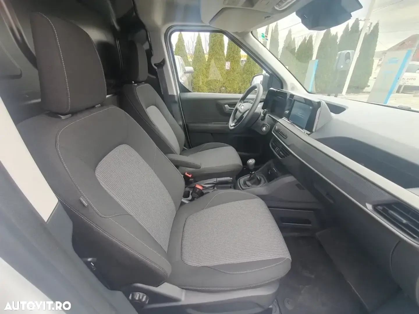 Ford Noul Transit Courier VAN