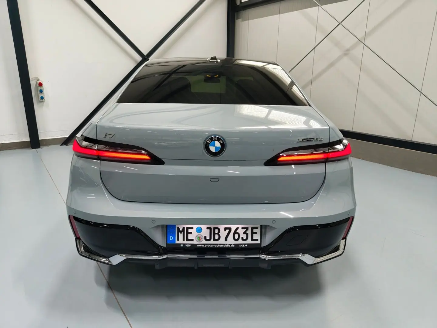i7 xDrive 60 M Sport InnovationsP. B&W SkyLounge