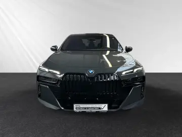 i7 xDrive60 M Sport Pro|SkyLounge|AHK|Massage