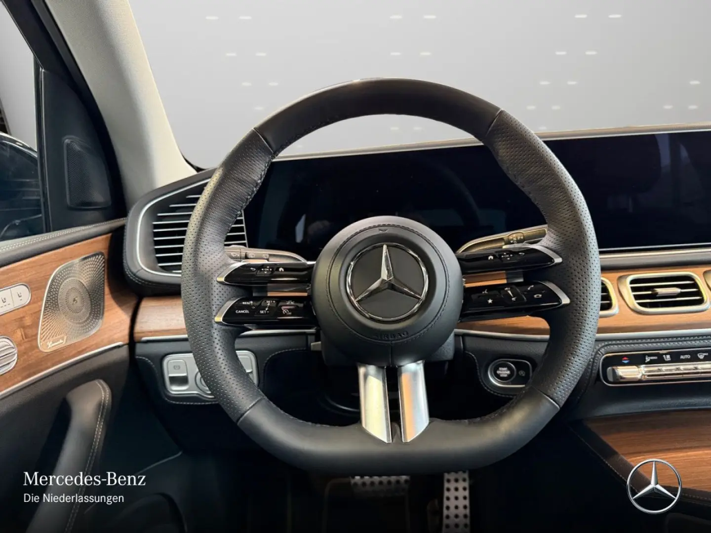 GLE 300 d 4M AMG Premium/Pano/Night/Burm/Multibe