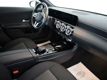 CLA 200d Coupé Navi,LED,Kamera,Park-Paket,Apple