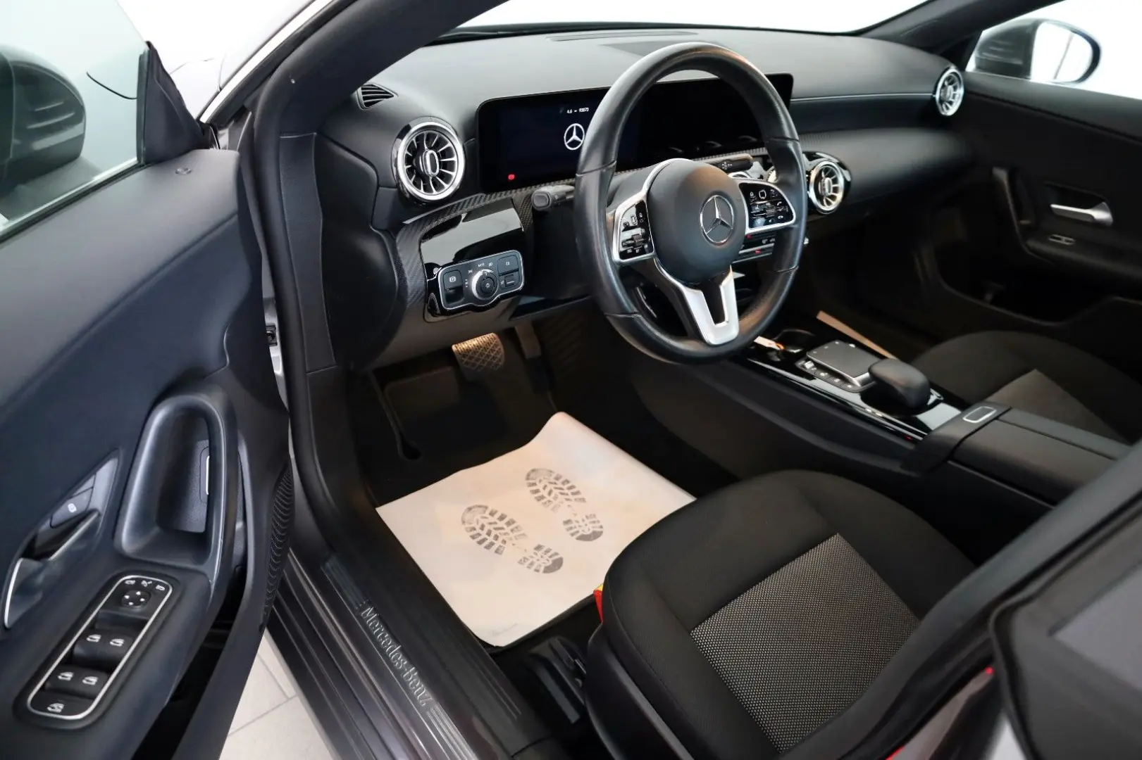 CLA 200d Coupé Navi,LED,Kamera,Park-Paket,Apple
