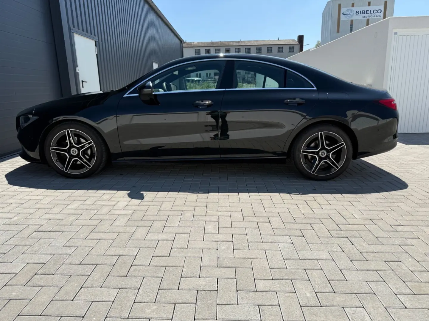 CLA 200 d CLA -Klasse*BUSINES*AHK*NAVI*TEIL-LEDE
