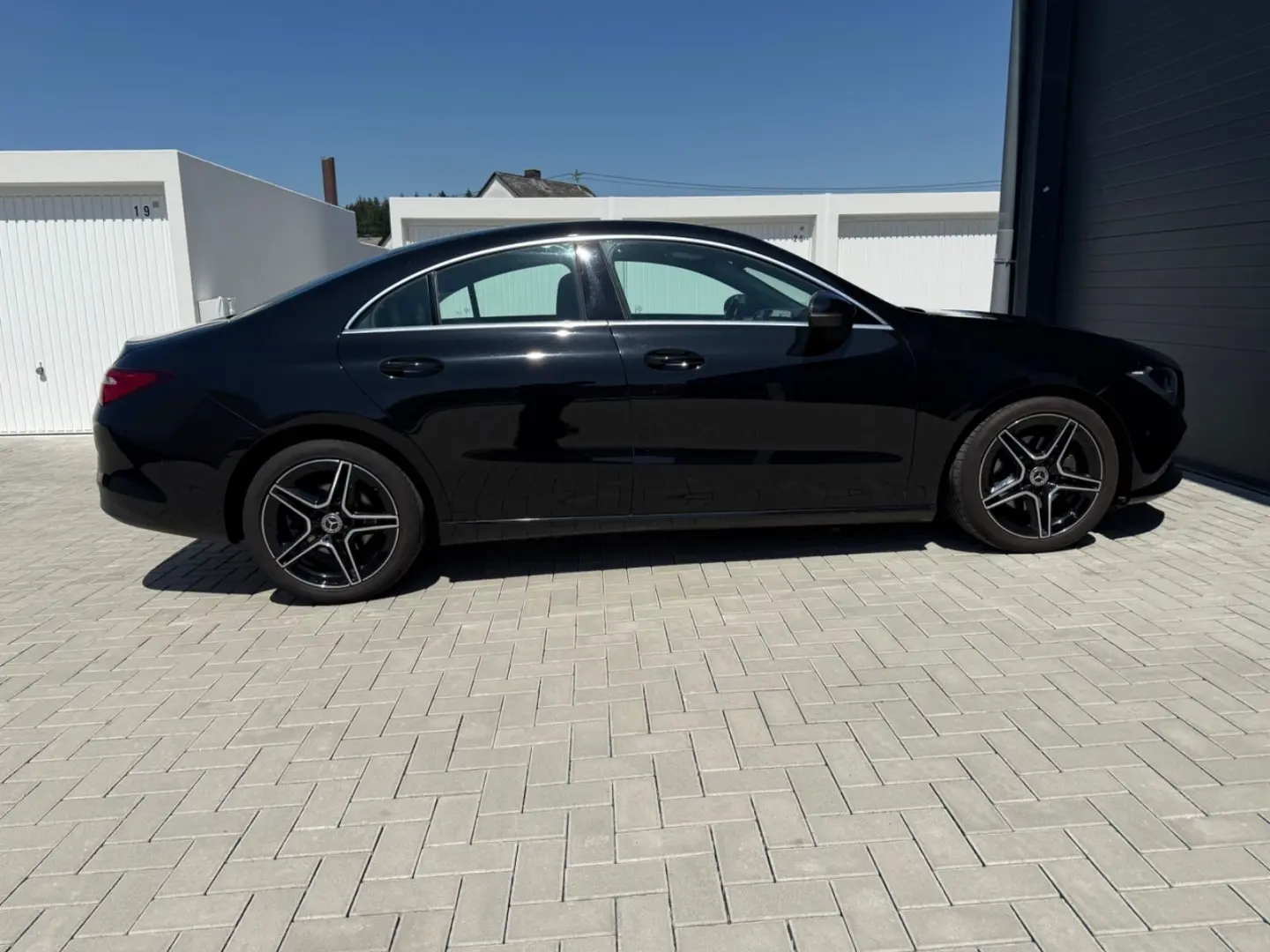 CLA 200 d CLA -Klasse*BUSINES*AHK*NAVI*TEIL-LEDE