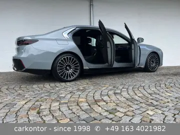 i7 xDr. 60 *M SPORT*THEATRE*LOUNGE SEAT*AUT DOOR