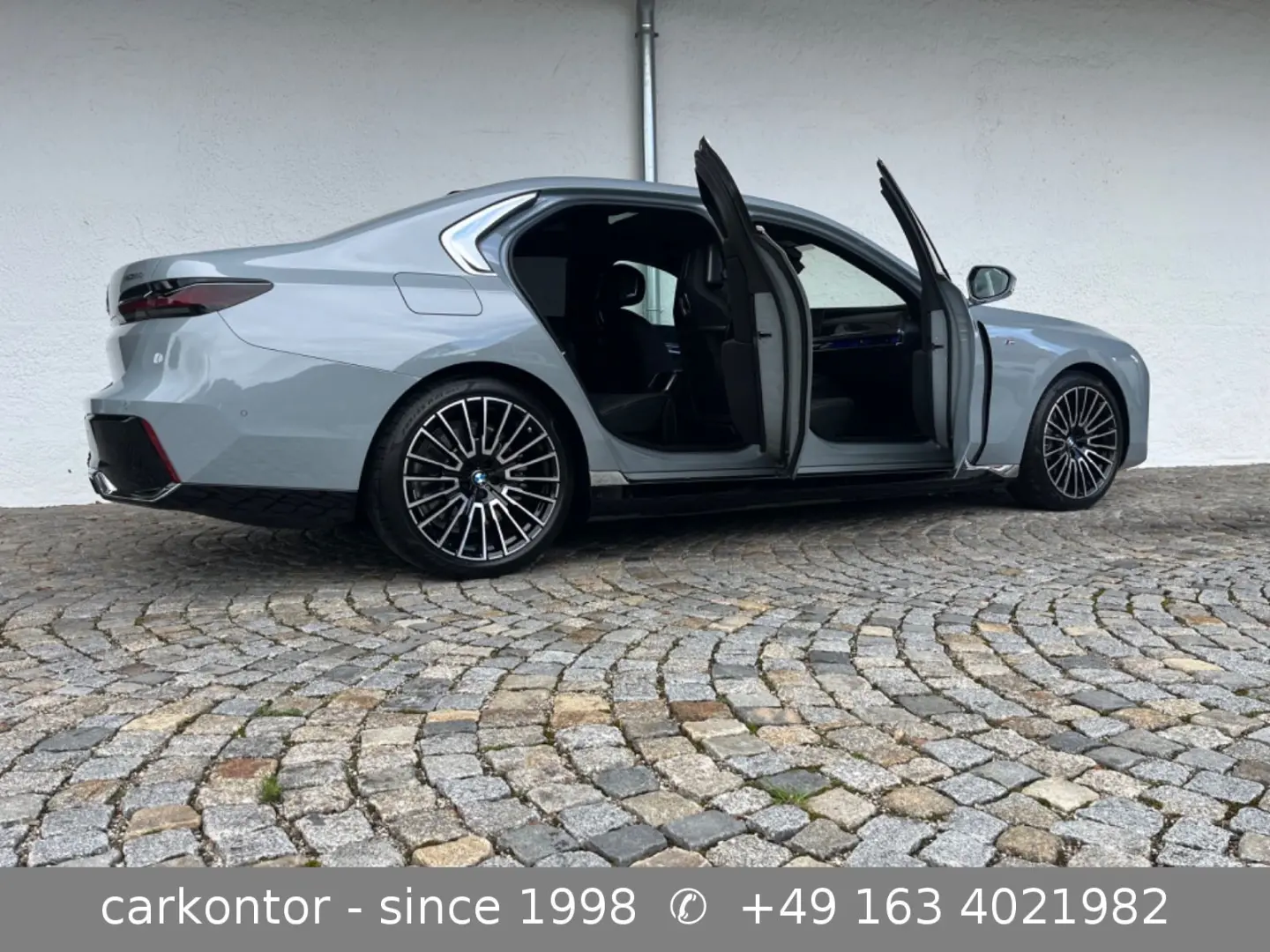 i7 xDr. 60 *M SPORT*THEATRE*LOUNGE SEAT*AUT DOOR