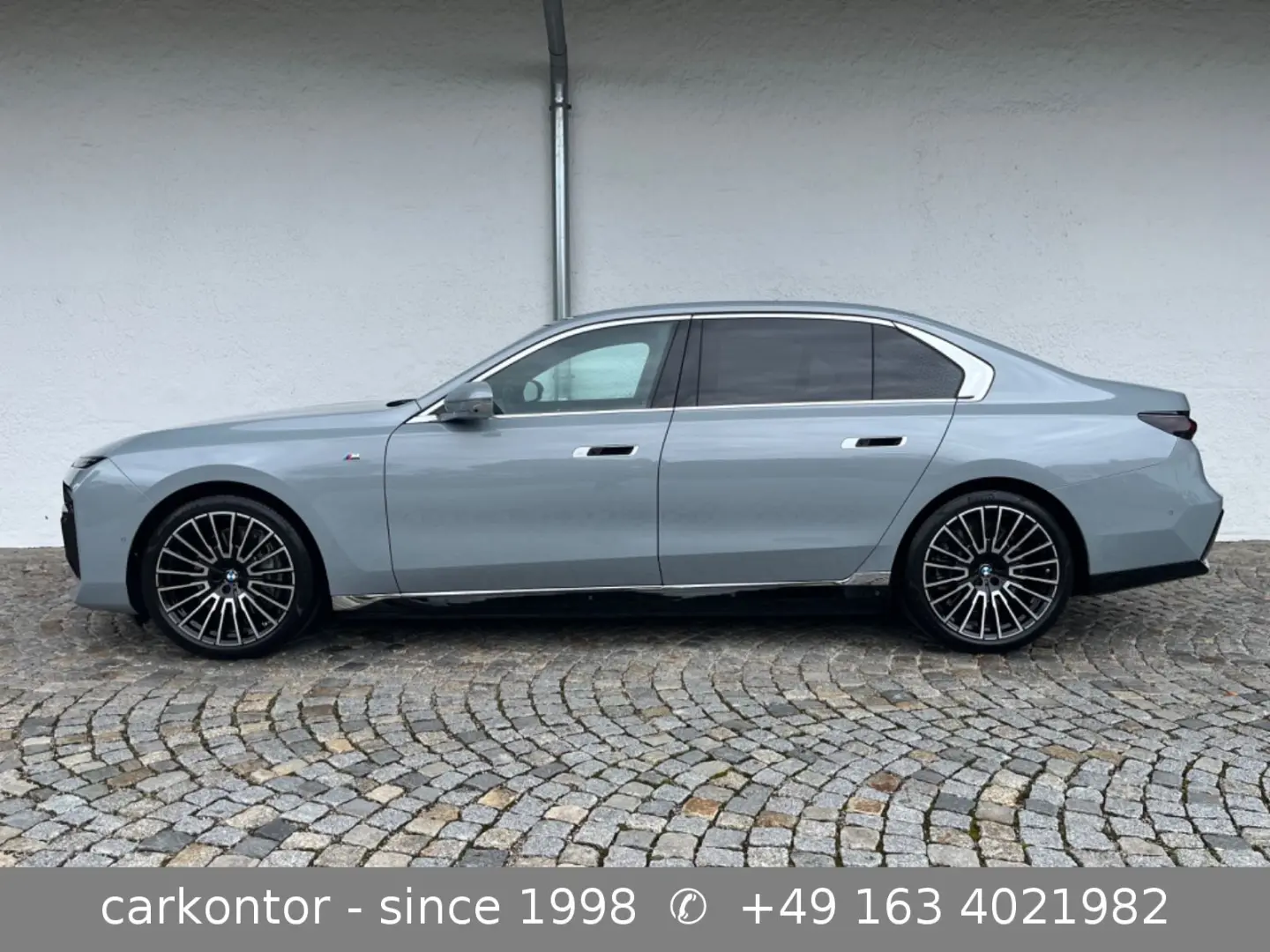 i7 xDr. 60 *M SPORT*THEATRE*LOUNGE SEAT*AUT DOOR