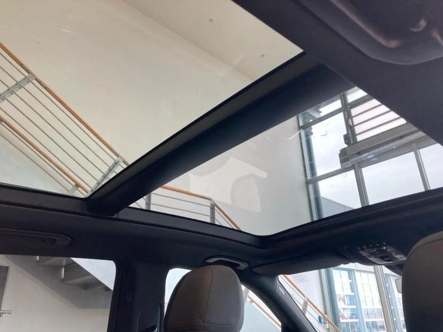 GLE 350 de 4M AMG-Line+AIRMATIC+DISTRON+AHK+Pano