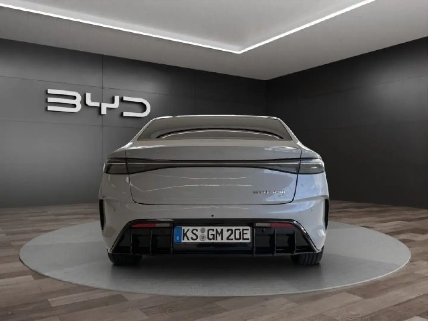 Seal Excellence AWD Panorama-Glasdach 360°Kamera