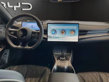 Seal Excellence AWD Panorama-Glasdach 360°Kamera
