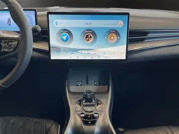 Seal Excellence AWD Panorama-Glasdach 360°Kamera