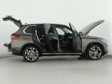 X5 xDrive 30d xLine *Pano*Sitzklima*AHK*Standh.*