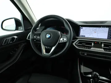 X5 xDrive 30d xLine *Pano*Sitzklima*AHK*Standh.*
