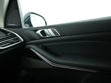 X5 xDrive 30d xLine *Pano*Sitzklima*AHK*Standh.*