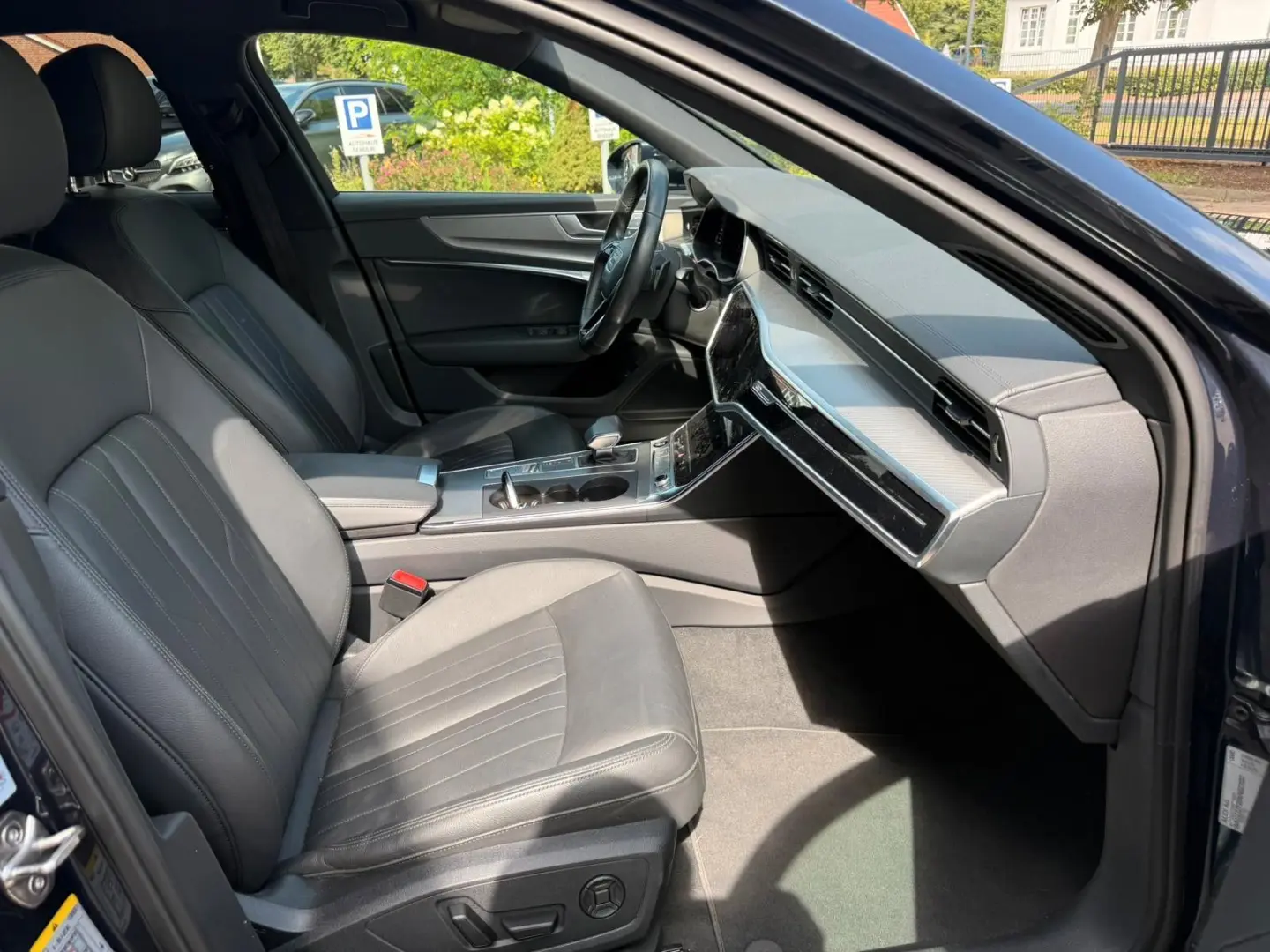 A6 Lim. 40 TDI design *LEDER*AHK*1.HAND