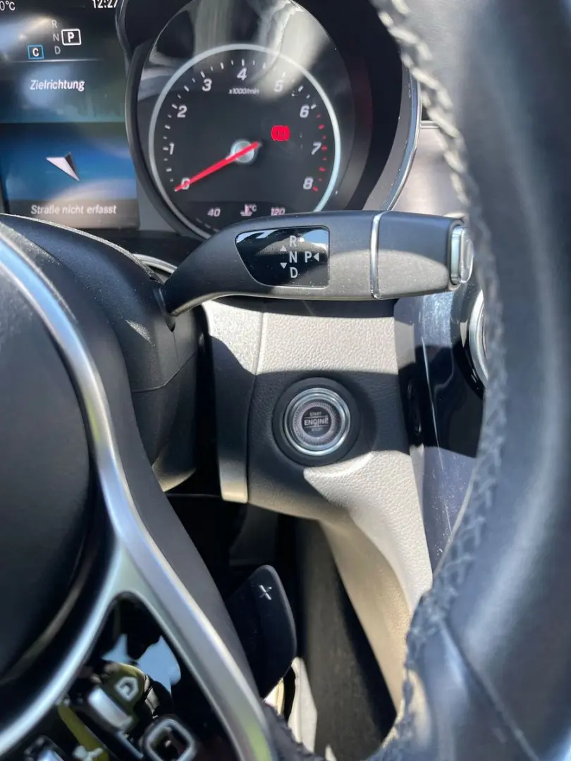 C 180 C 180 (205.076)/LED/Navi/Bluetooth/Tempoma