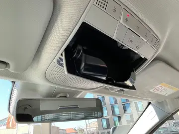 C 180 C 180 (205.076)/LED/Navi/Bluetooth/Tempoma
