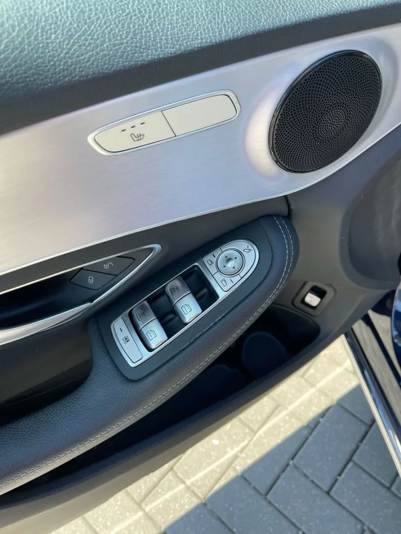 C 180 C 180 (205.076)/LED/Navi/Bluetooth/Tempoma