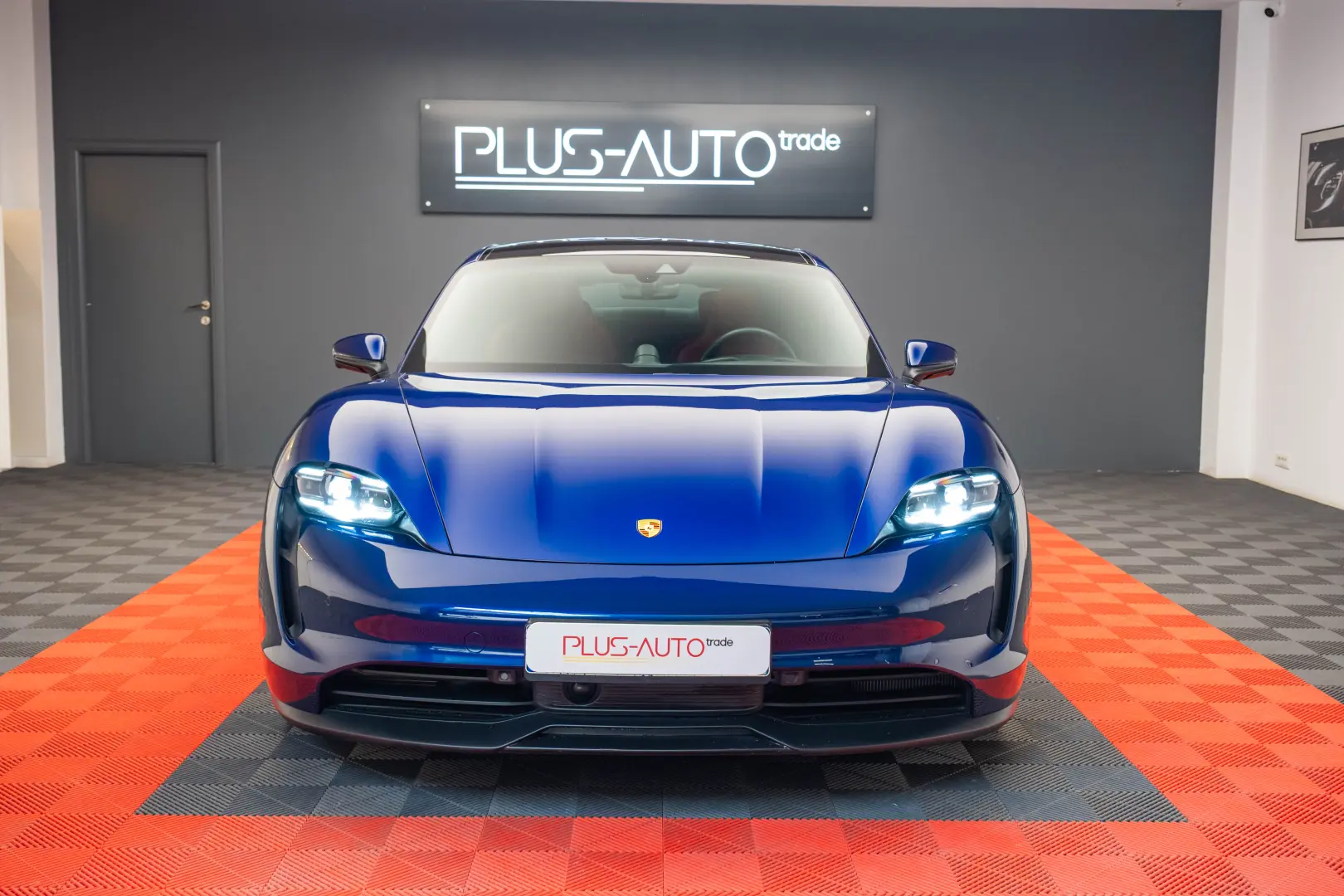 Porche Taycan