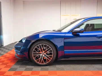 Porche Taycan