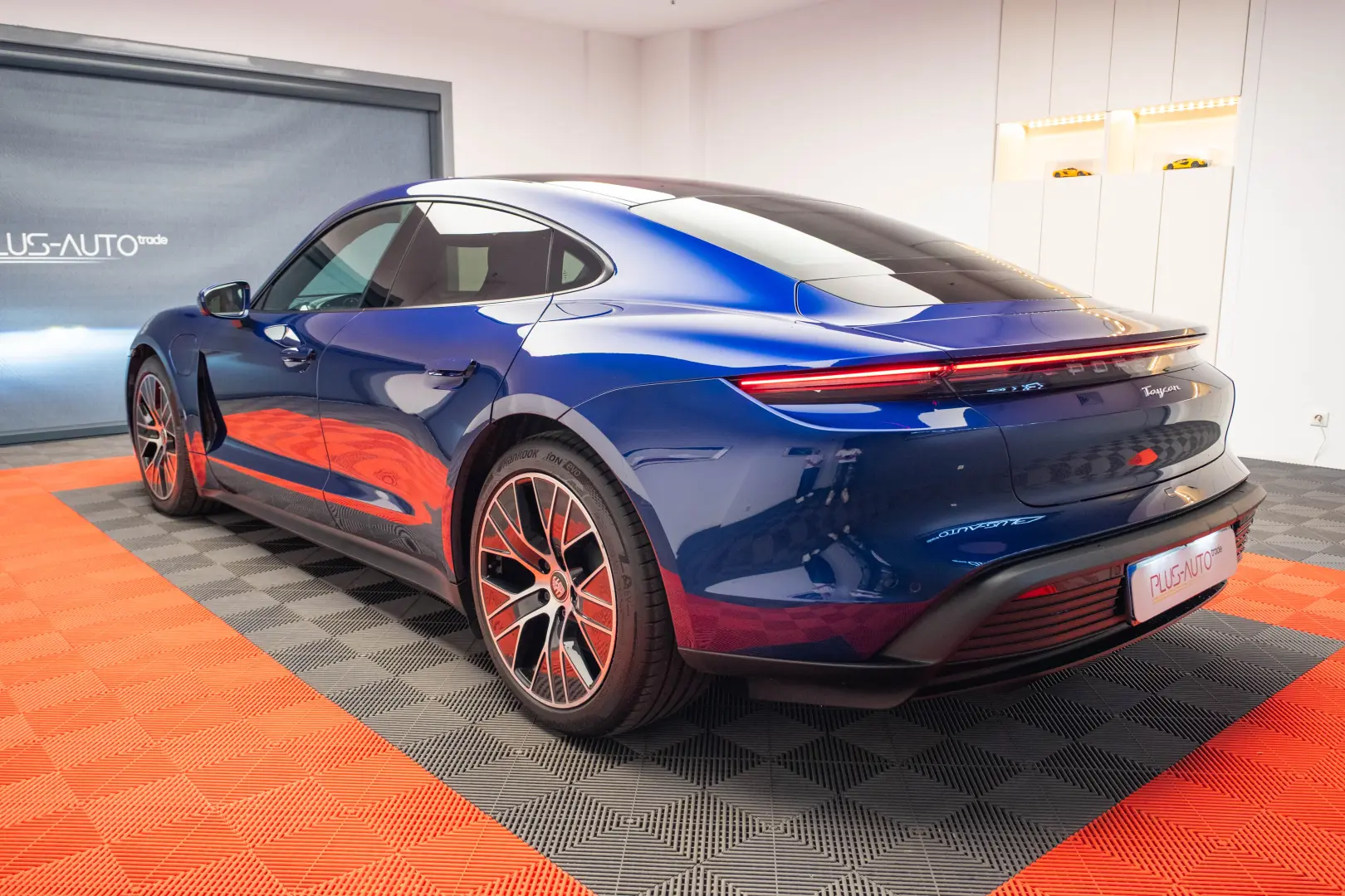 Porche Taycan